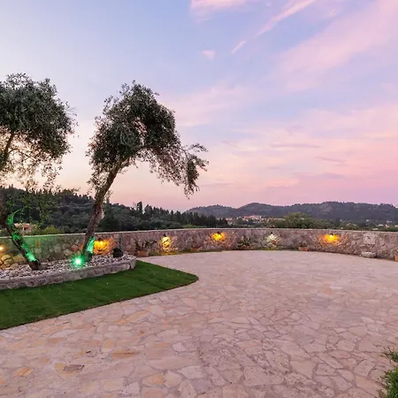 Logas Hill - Situated Close To Sunset Logas Beach- Peroulades Vila