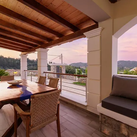 Vila Logas Hill - Situated Close To Sunset Logas Beach- Peroulades