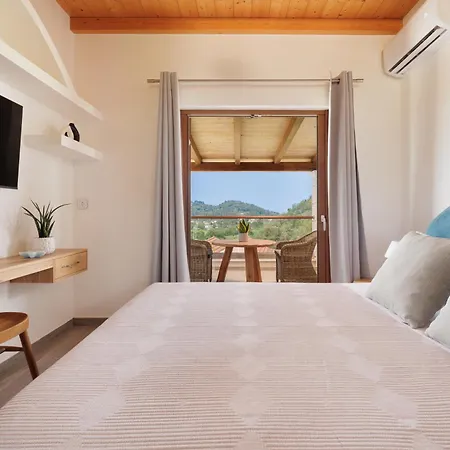 Logas Hill Peroulades (Corfu)