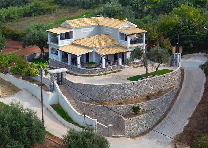 Logas Hill Villa *
