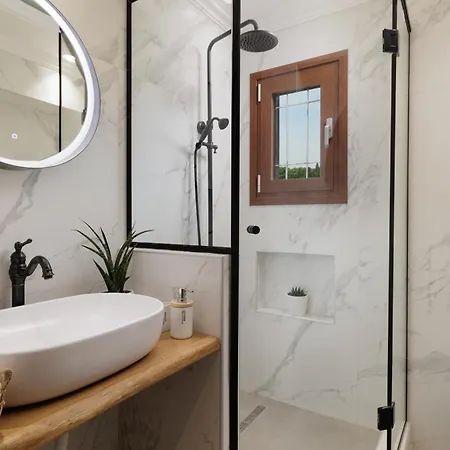 Logas Hill Peroulades (Corfu)