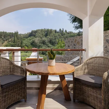 Villa Logas Hill - Situated Close To Sunset Logas Beach- Peroulades *