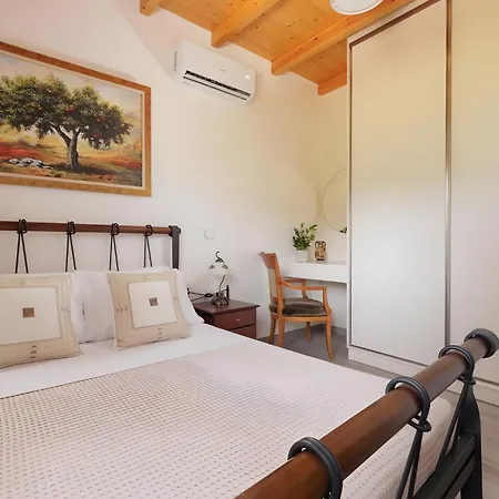 Logas Hill Villa Peroulades (Corfu)