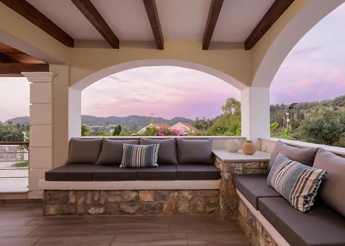 Logas Hill Villa *
